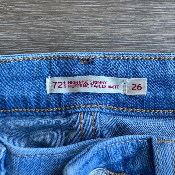 721 Levis High Rise Skinny Jeans Size 26 - Picture 2 of 3